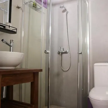 Orkos Seaside Studio Apartman Mikrí Vígla